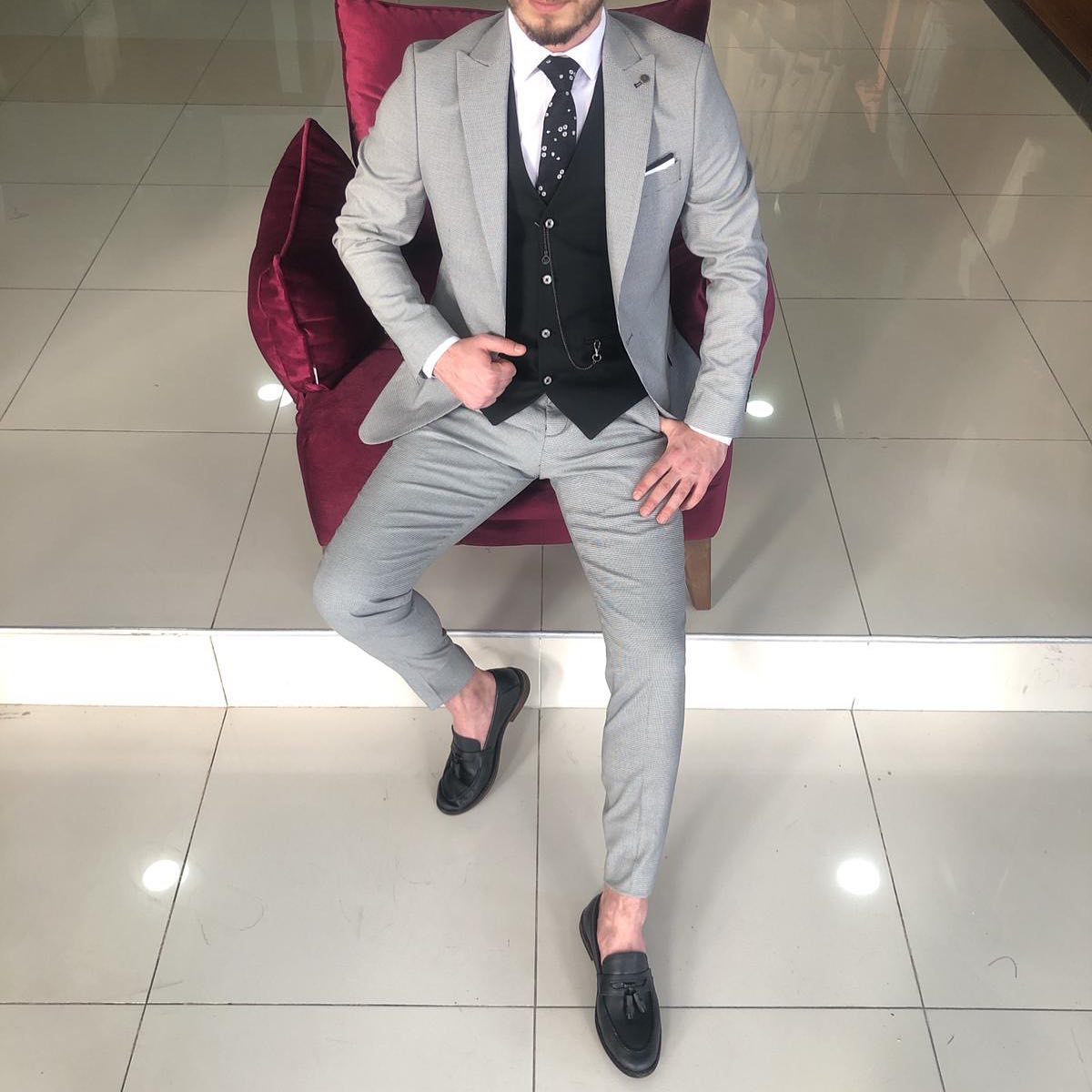 Takım elbise seçkisi · B-XjR1Ag0cJ