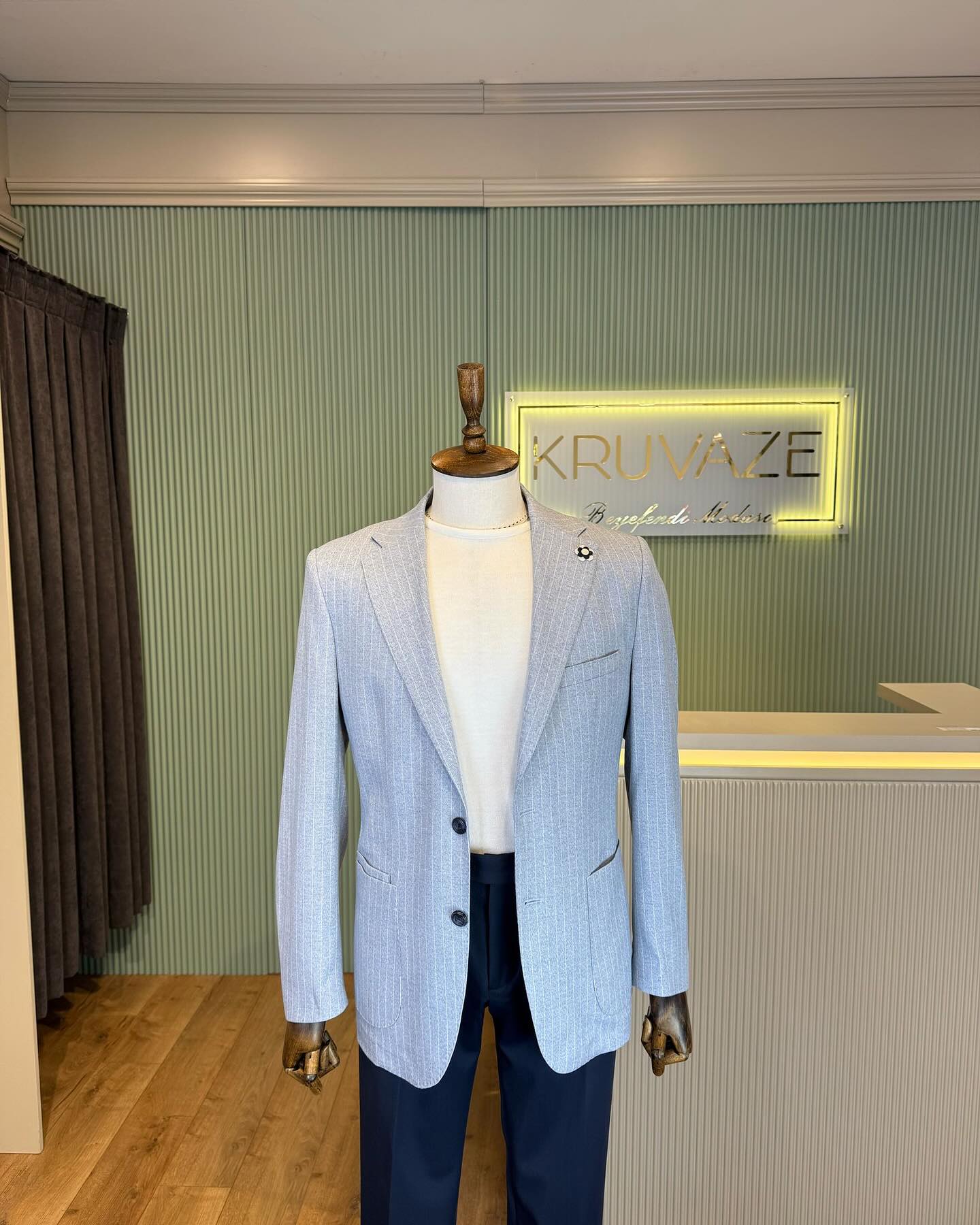 Triko seçkisi · DHI9HXeMimC