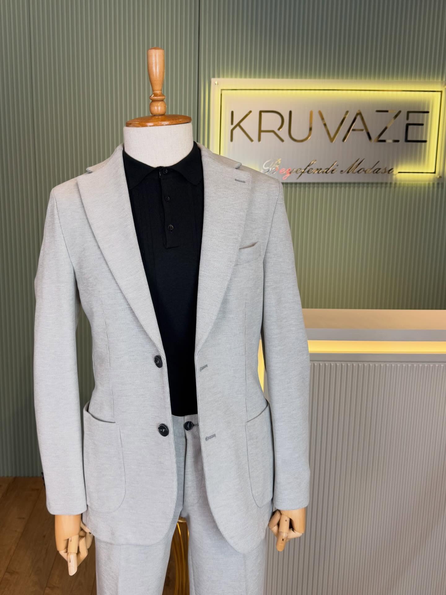 Takım elbise seçkisi · DUTwdRDjQTC