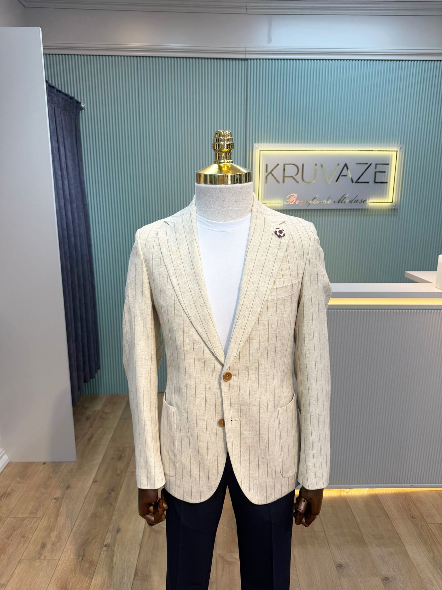Kruvaze koleksiyon seçkisi · DYkIDdjjZgS