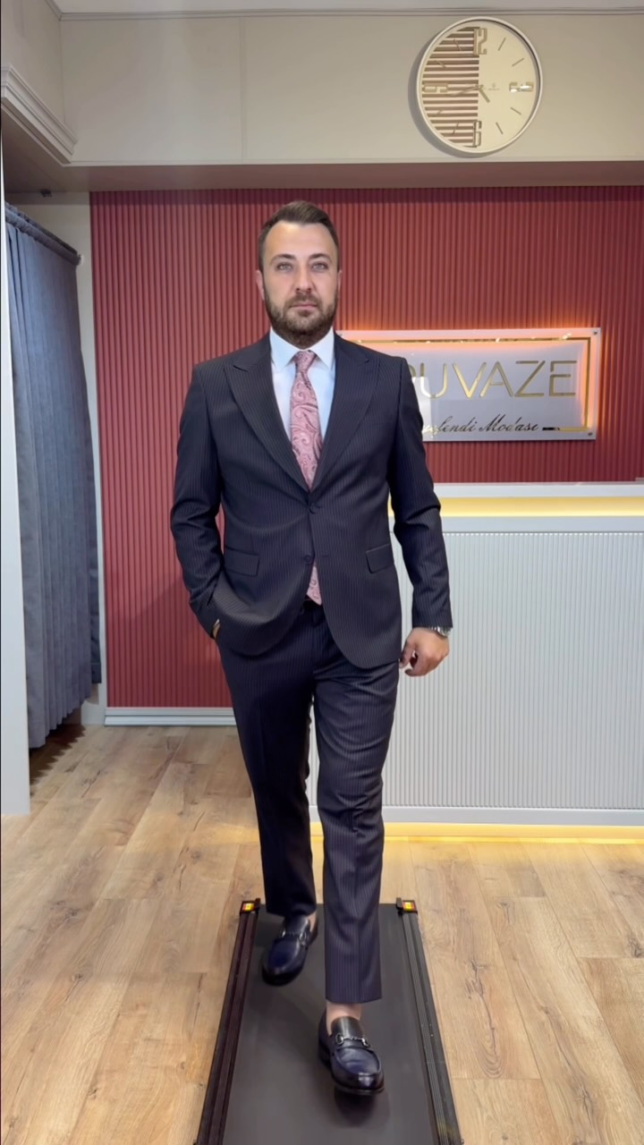 Takım elbise seçkisi · DcqSGAUt0fE